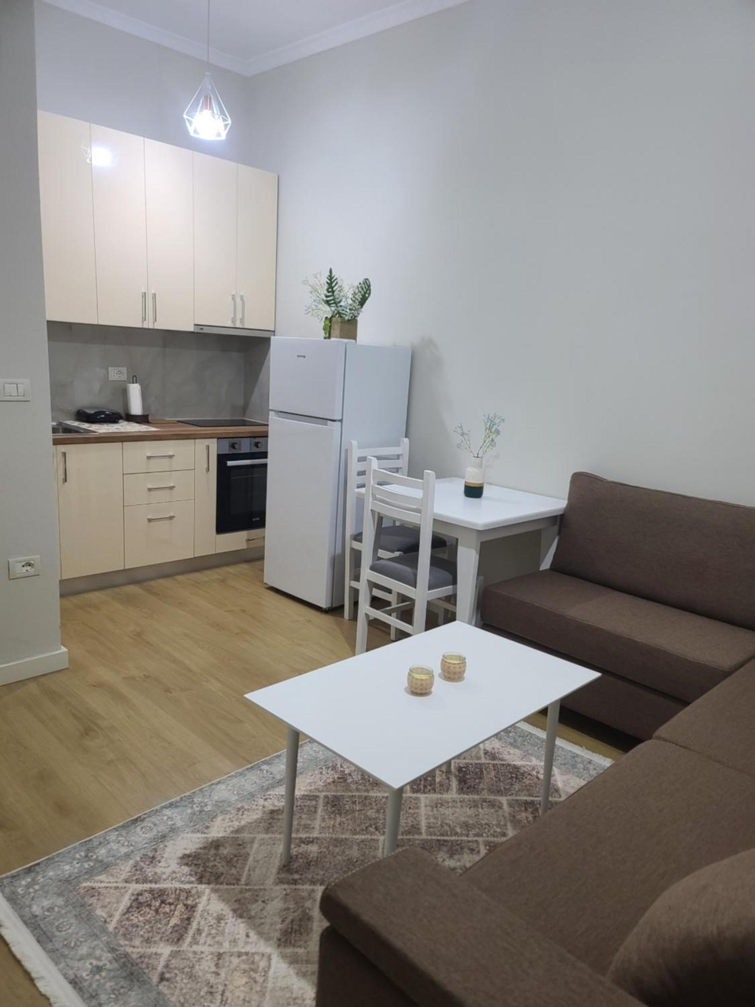 Home Inn Apartaments 티라나 외부 사진