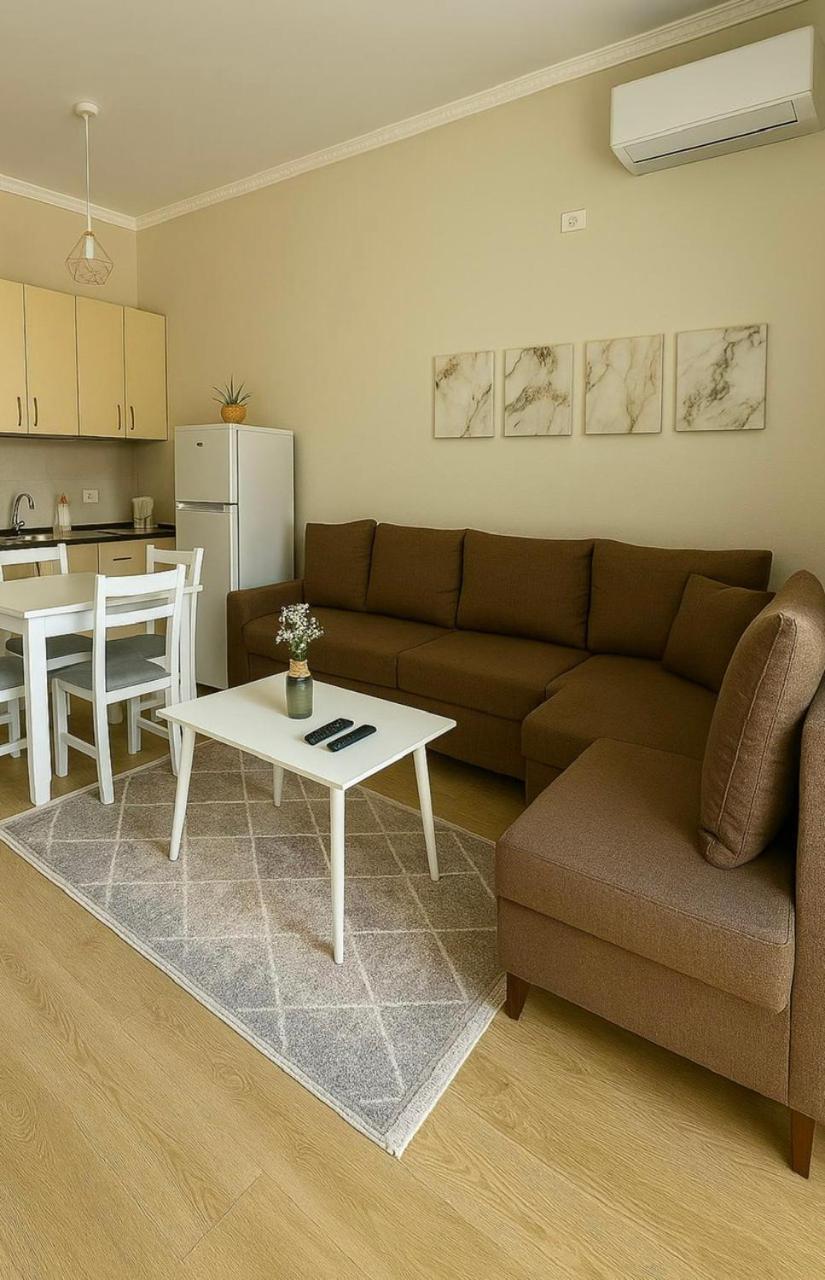 Home Inn Apartaments 티라나 외부 사진